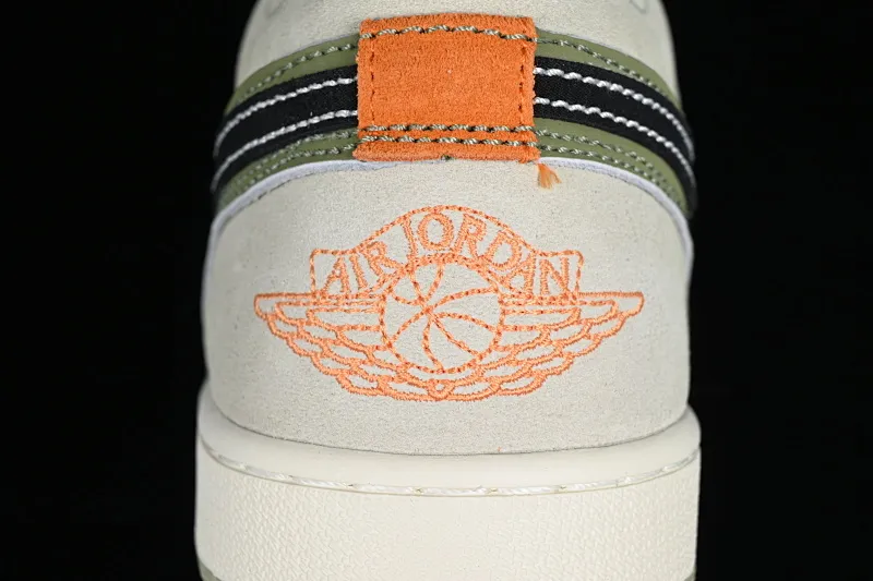 All categories Air Jordan Jordan series basketball shoes Air Jordan 1 Low Z version Air Jordan 1 Low Craft SE "Light Olive" AJ1 Joe 1 military deconstruction style low-top cultural casual sneakers FD6819-300